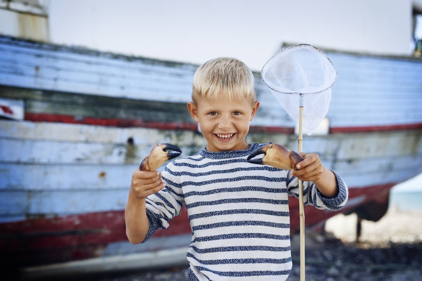 Pojke som fiskar på Thorup Strand, Nordjylland
