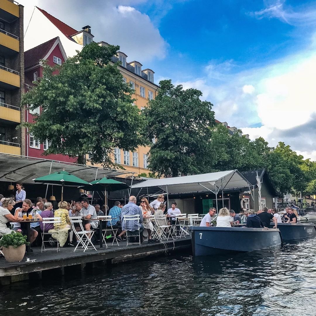 Christianshavn Boat Rental and Cafe in Copenhagen is popular all year