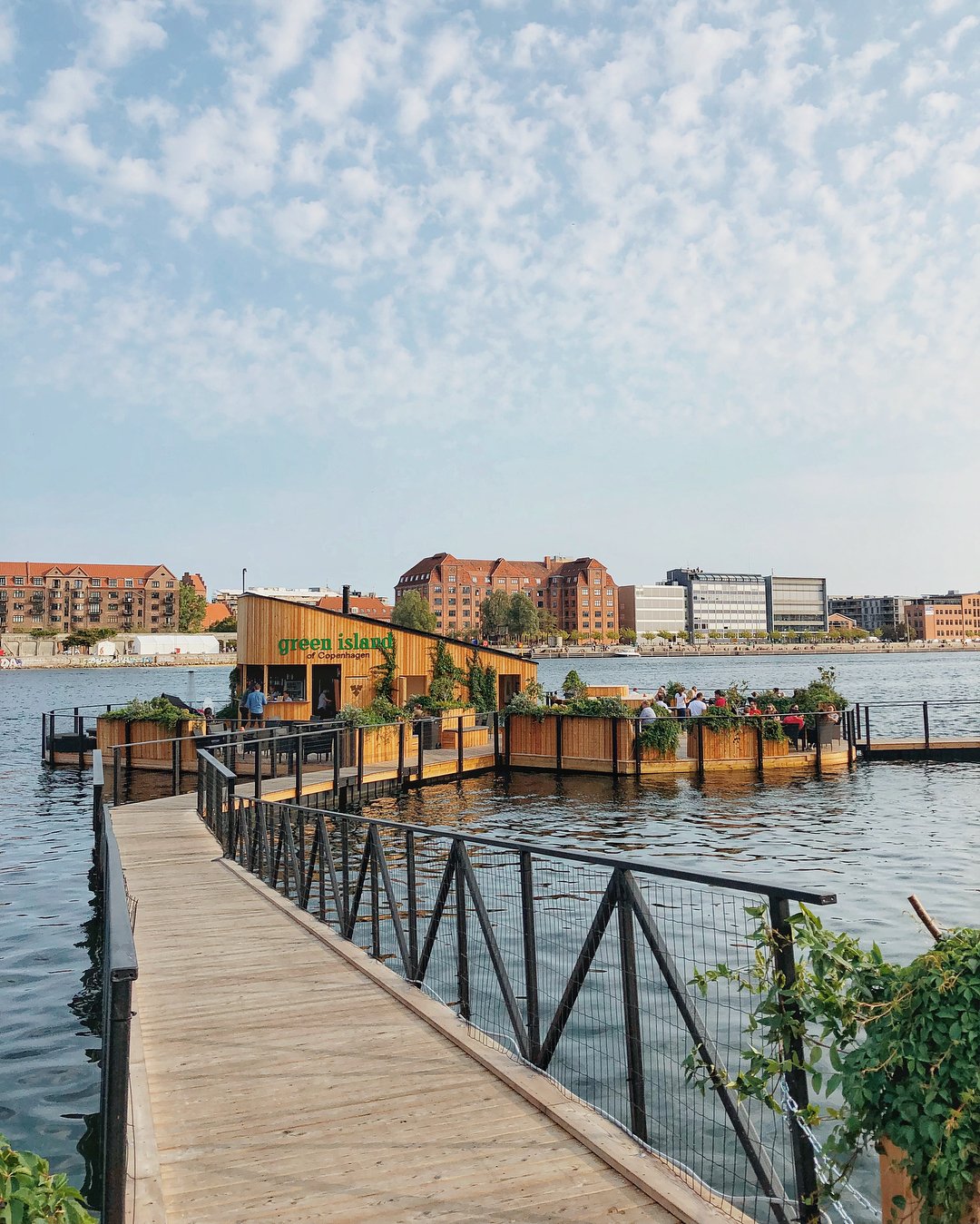 The sustainable and floating Green Island in Copenhagen harbour