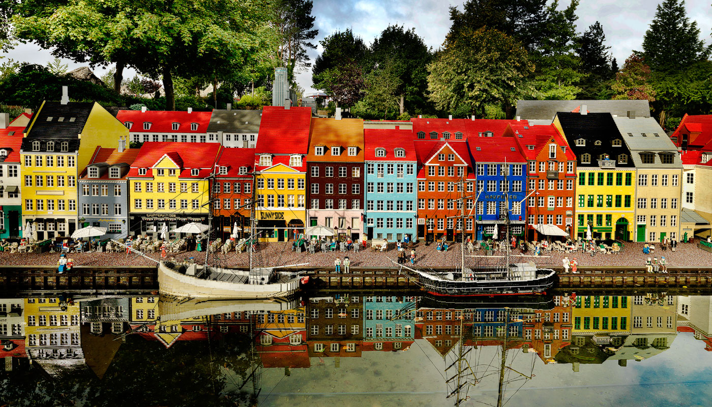 Legoland Nyhavn harbour