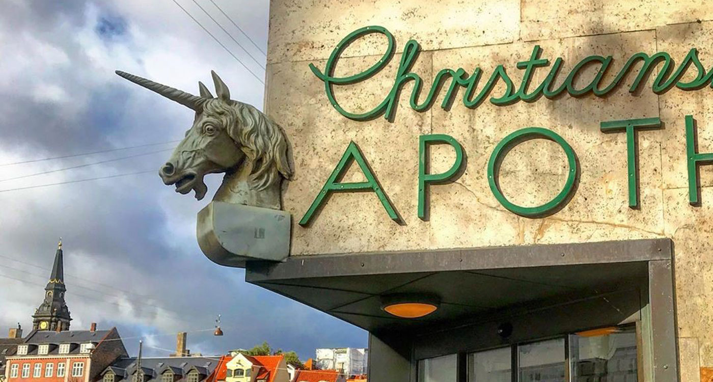A unicorn outside Christianshavn Apotek