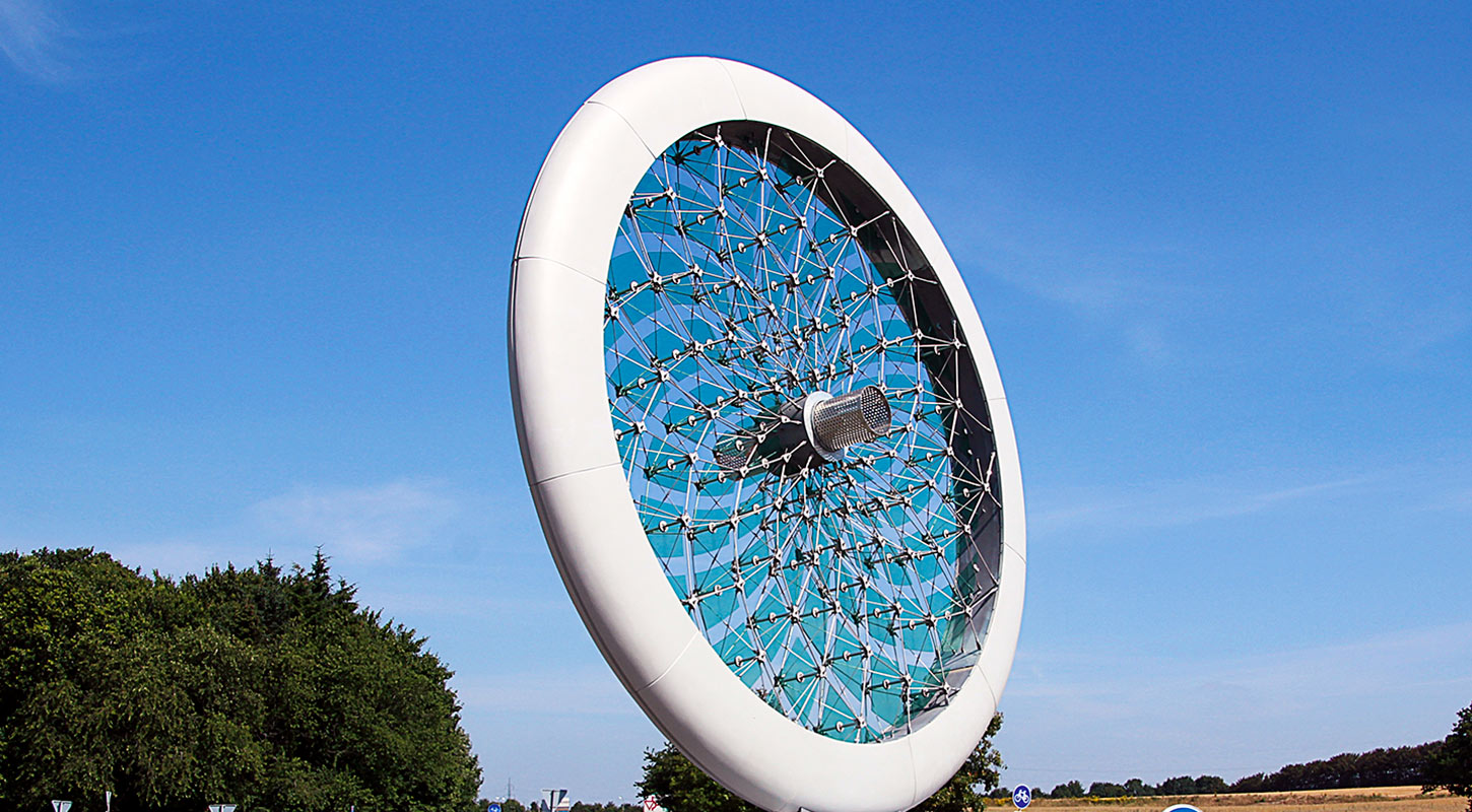 Skulpturnavn: Solhjul. Kunstner: Bo Karberg. Copyright: Skulpturby.dk