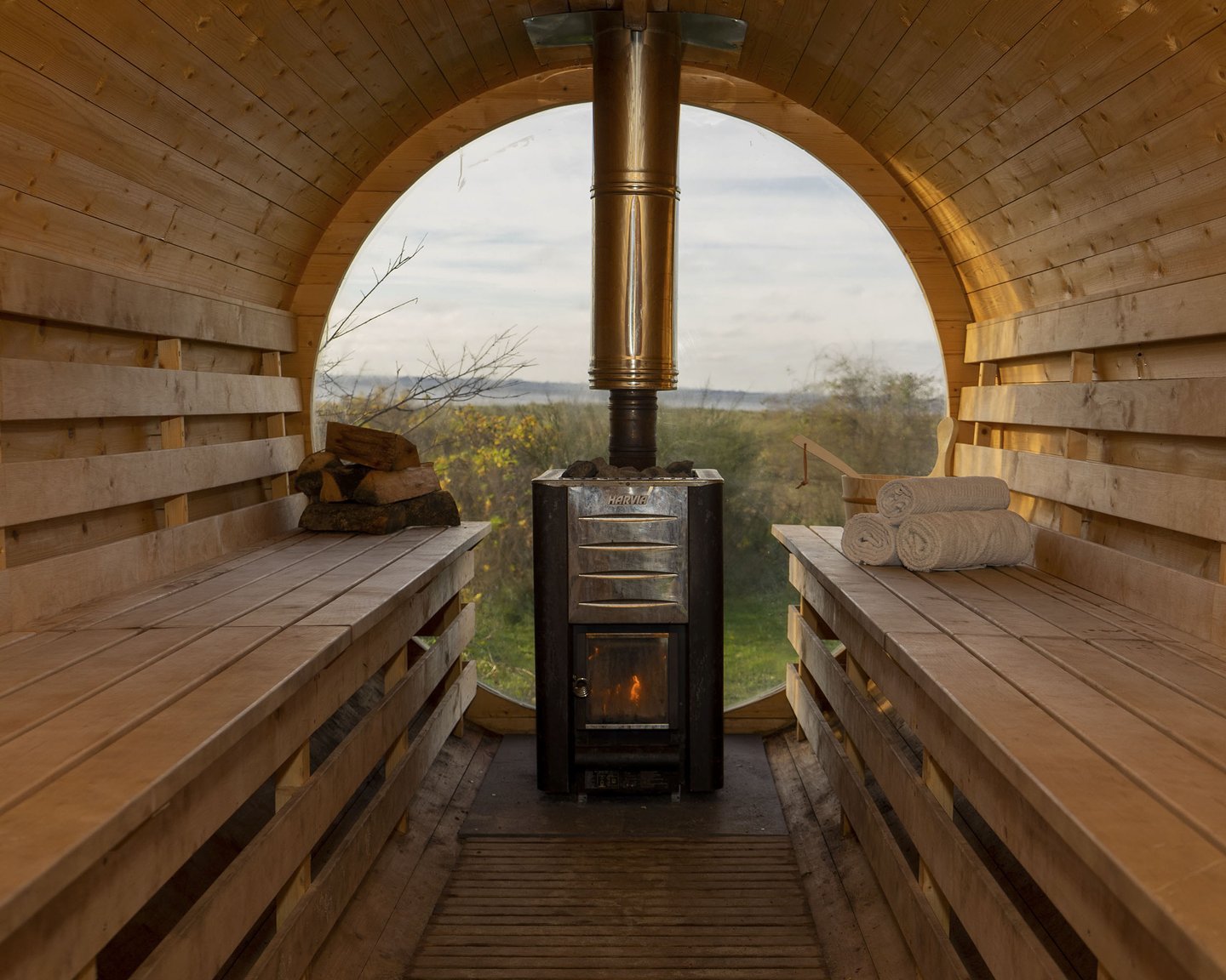 Barrel sauna at Lynæs Surf Center in North Zealand