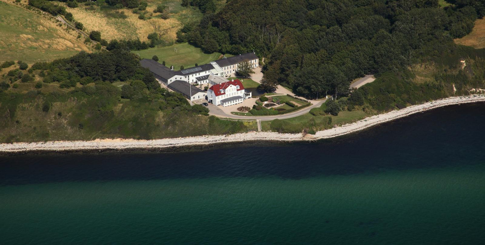 Røsnæs hotel from above