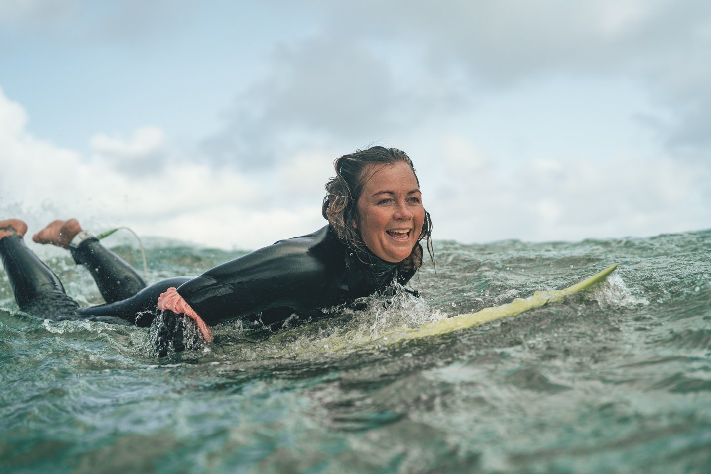 Vahineura Itcher surfing in Klitmøller