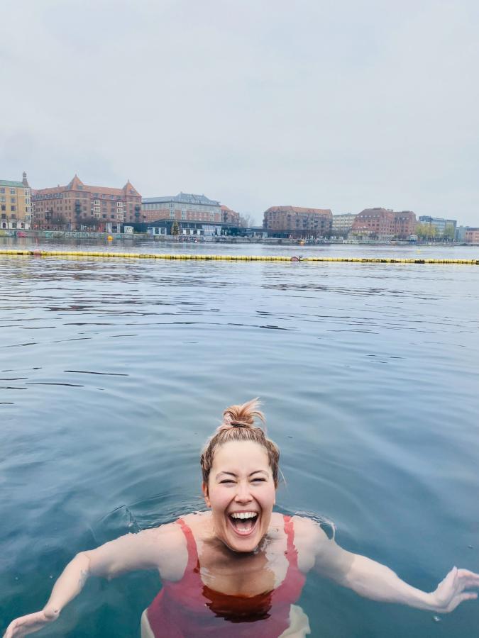 Winter swimming in Copenhagen, Kalvebod Brygge