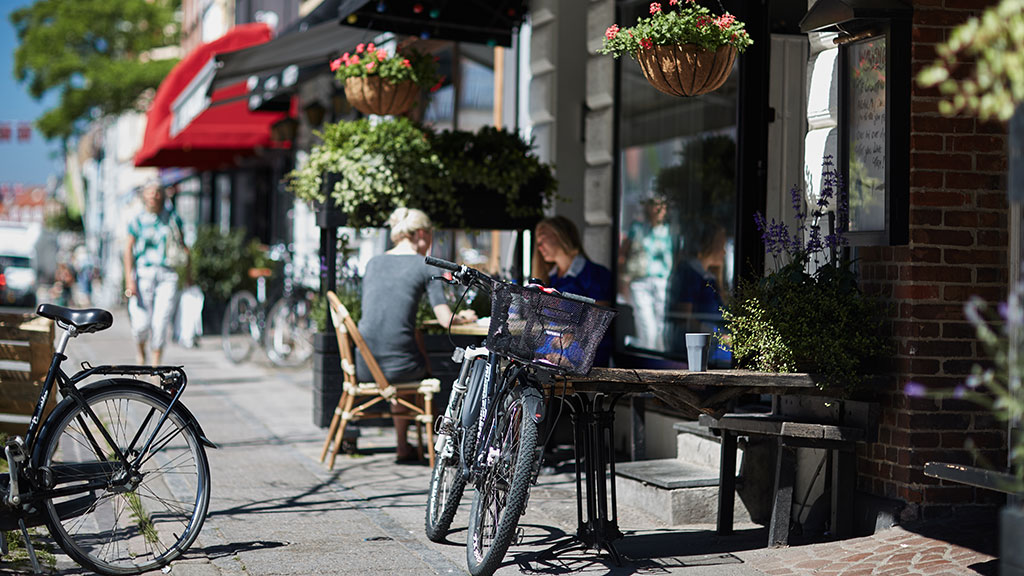Kafè Jægersgårdsgade i Frederiksbjergkvarteret i Aarhus, Danmark