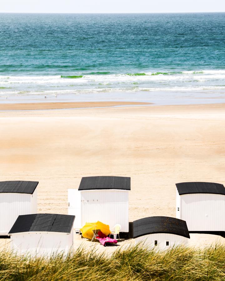 Solseng ved badehusene på Løkken Strand, Danmark