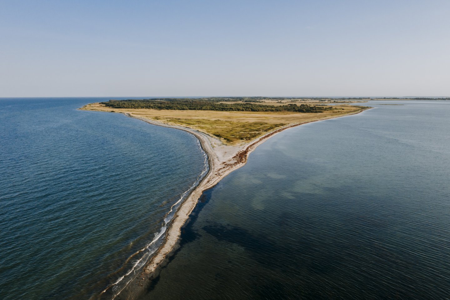 Het Deense eiland Endelave van bovenaf gezien
