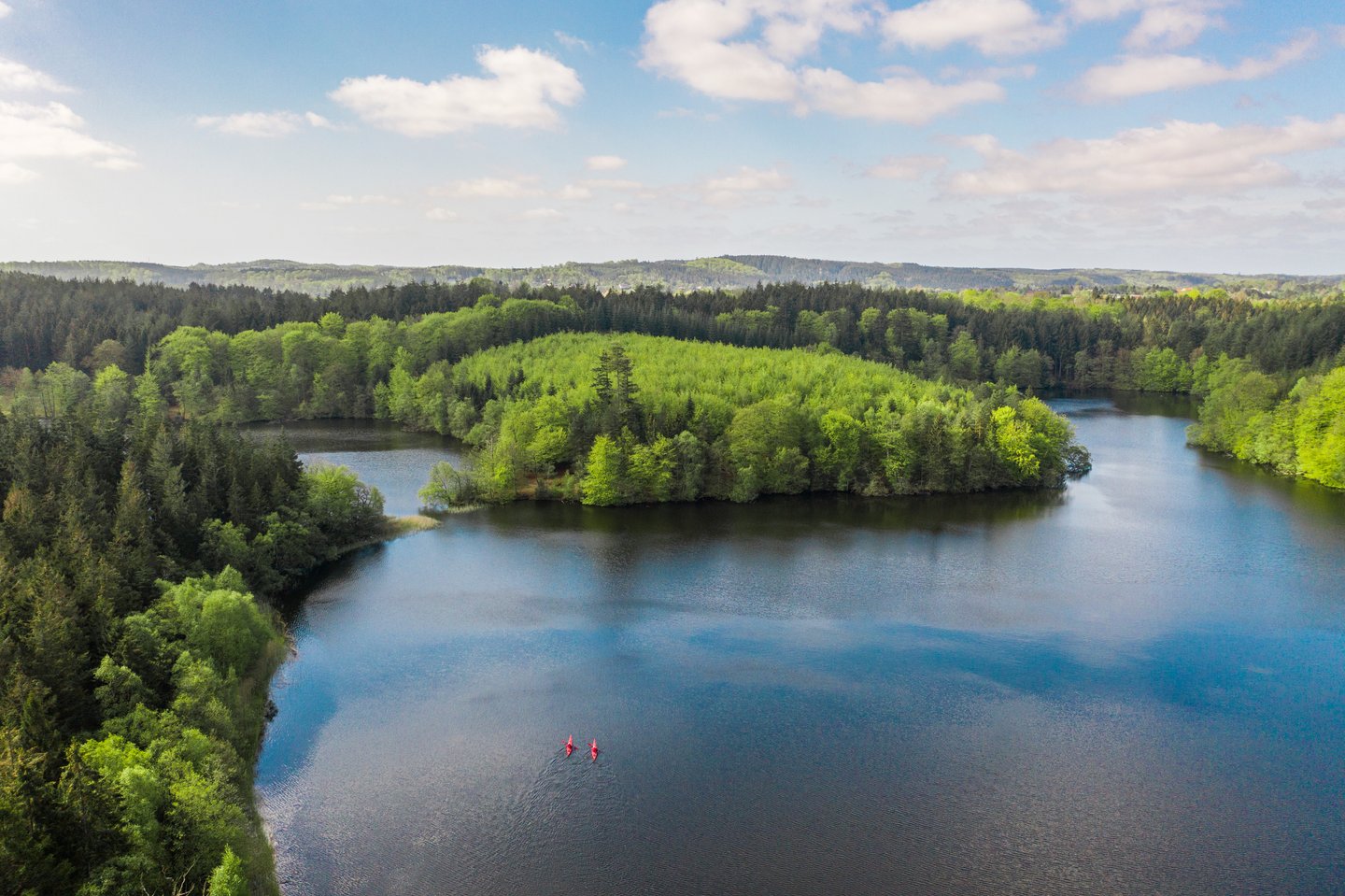 Avnsø, Silkeborg, River