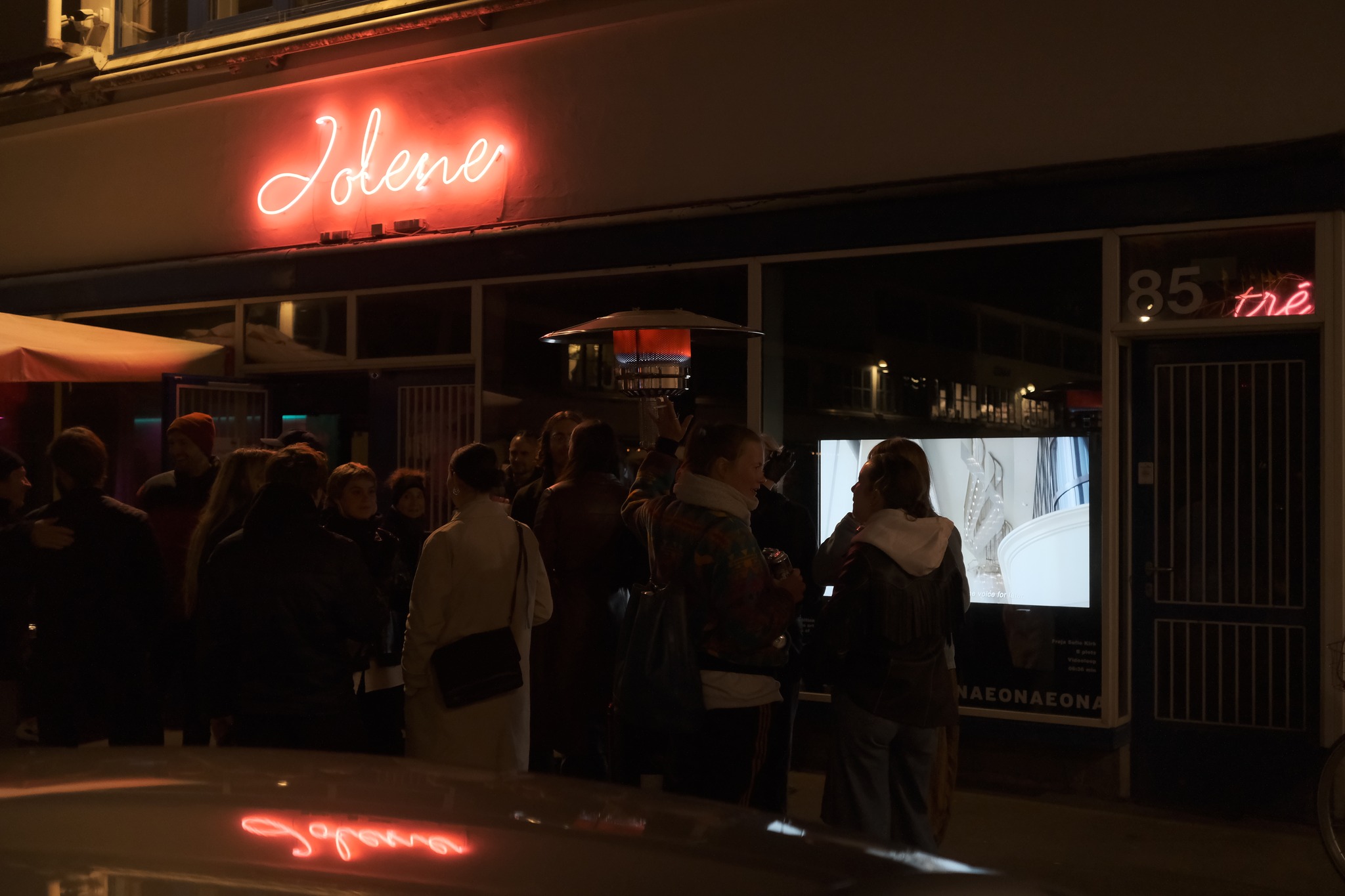 Jolene bar from outside