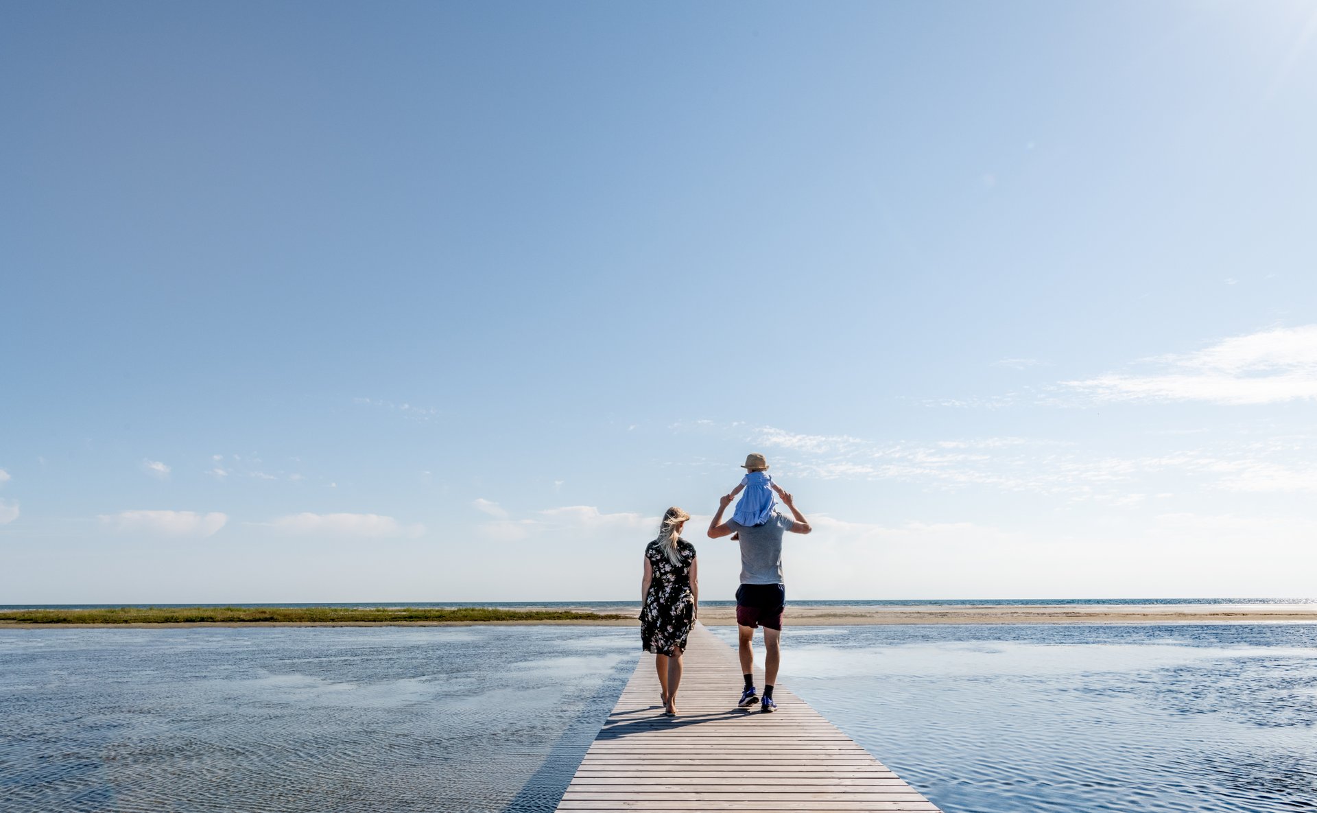 Family on a bridge in Himmerland