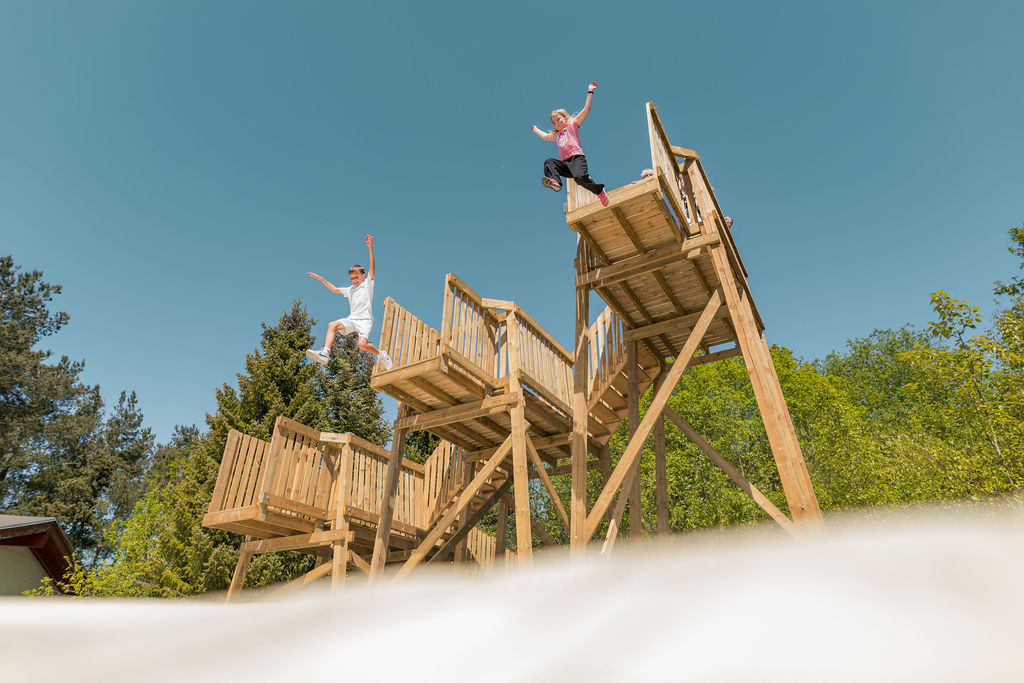 Barn som leker på Fyns Sommerland på Fyn, Danmark
