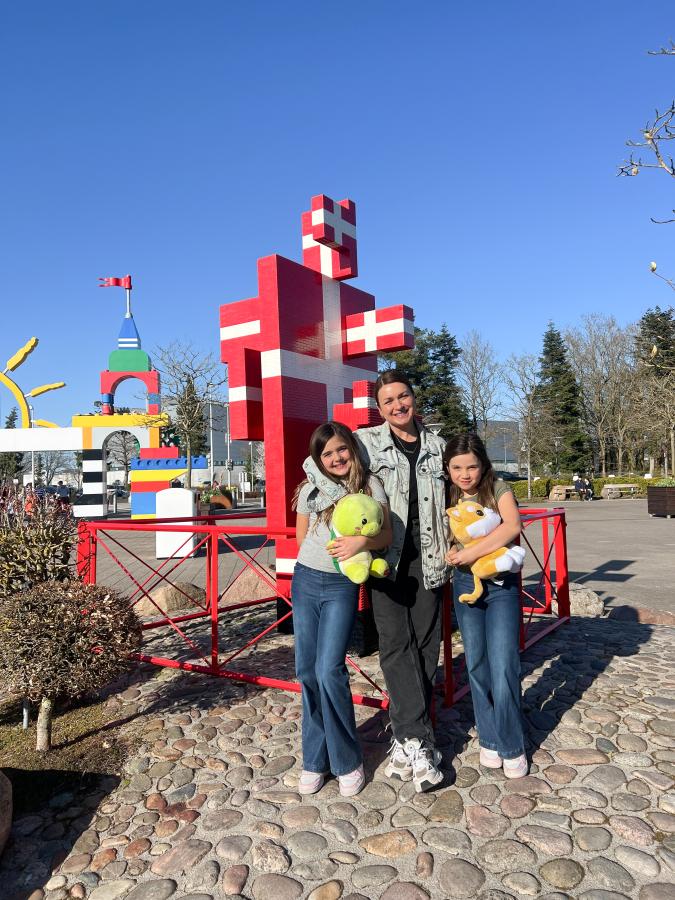 claudia galli legoland