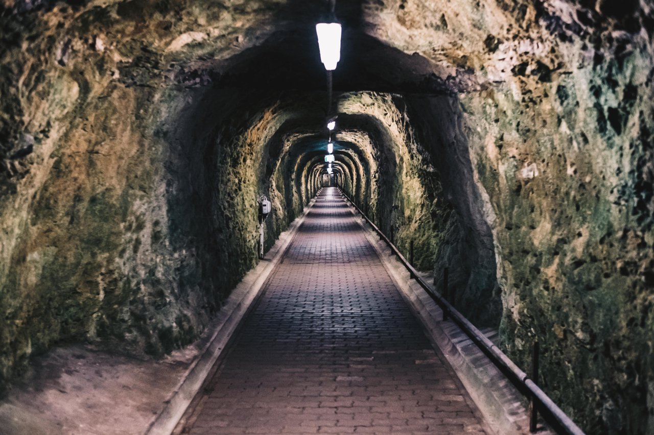 Ein Tunnel im Kriegsmusem Stevnsfort