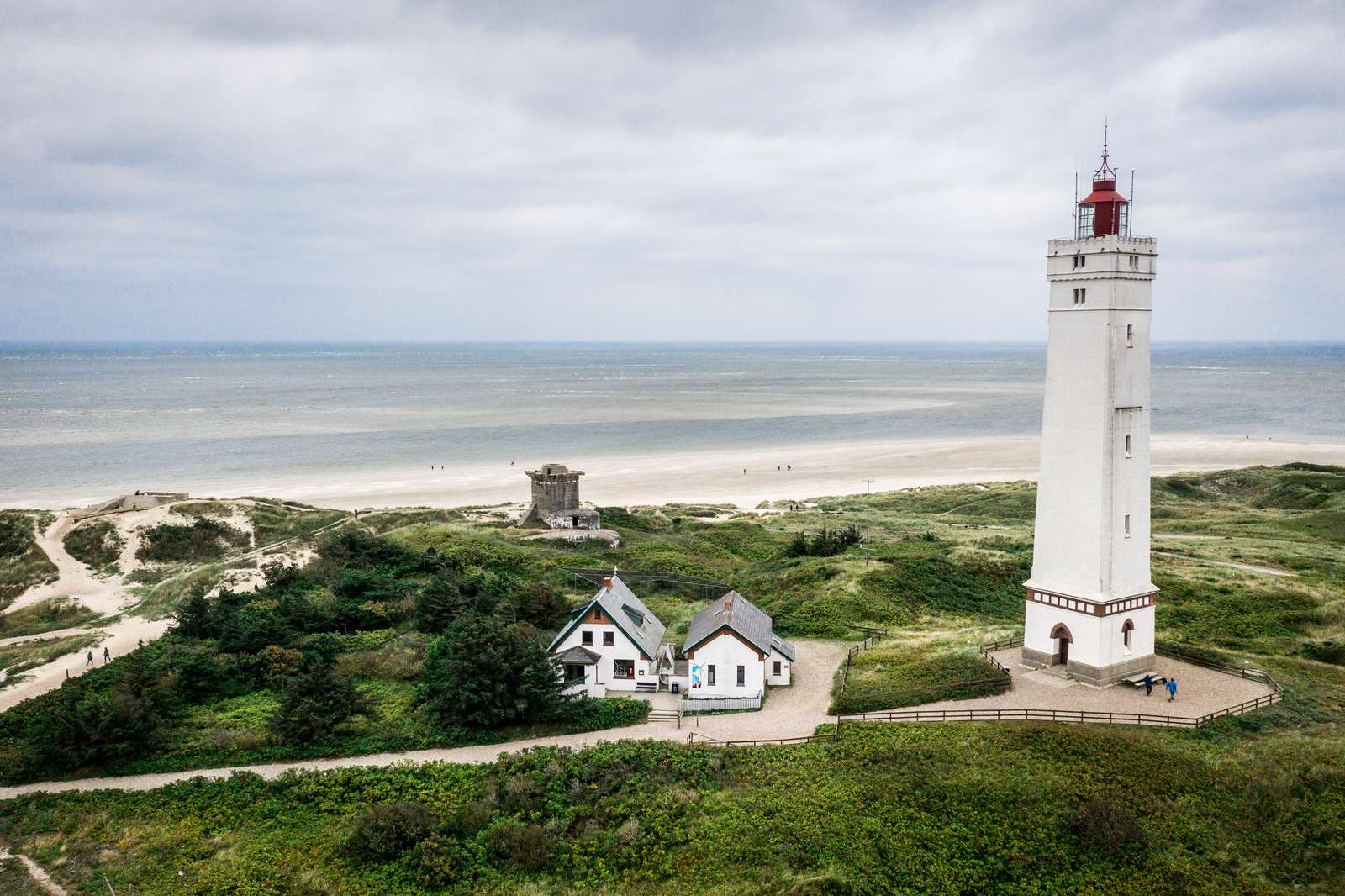 Blåvandshuk Vuurtoren bij Blaavand strand, West-Jutland, aan de Deense Noordzee