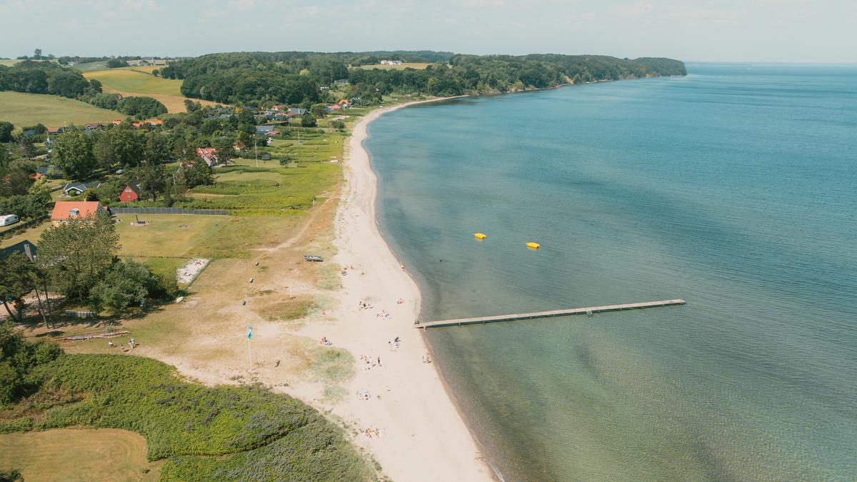 Het Vejlby Fed Strand op het Deense eiland Funen
