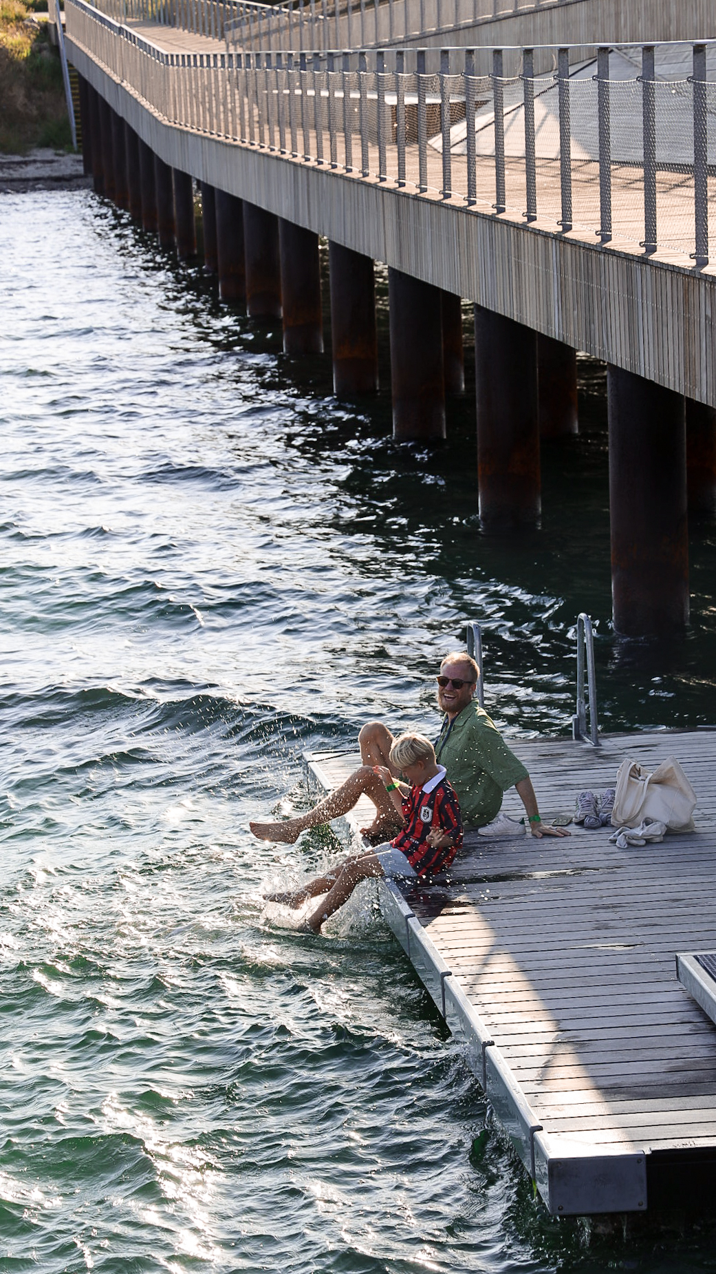 Family by the pier at Center Parcs Nordborg Resort