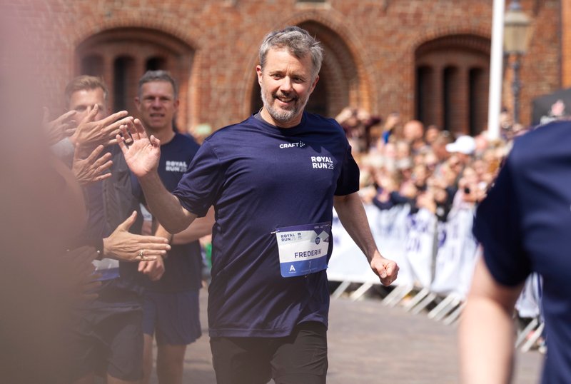 Koning Frederik tijdens de Royal Run