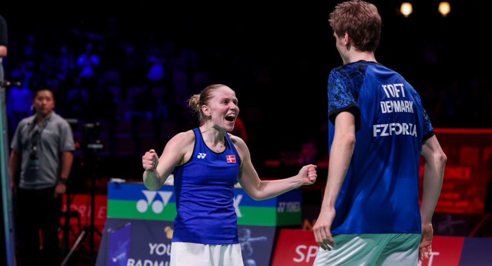 Badminton Photo