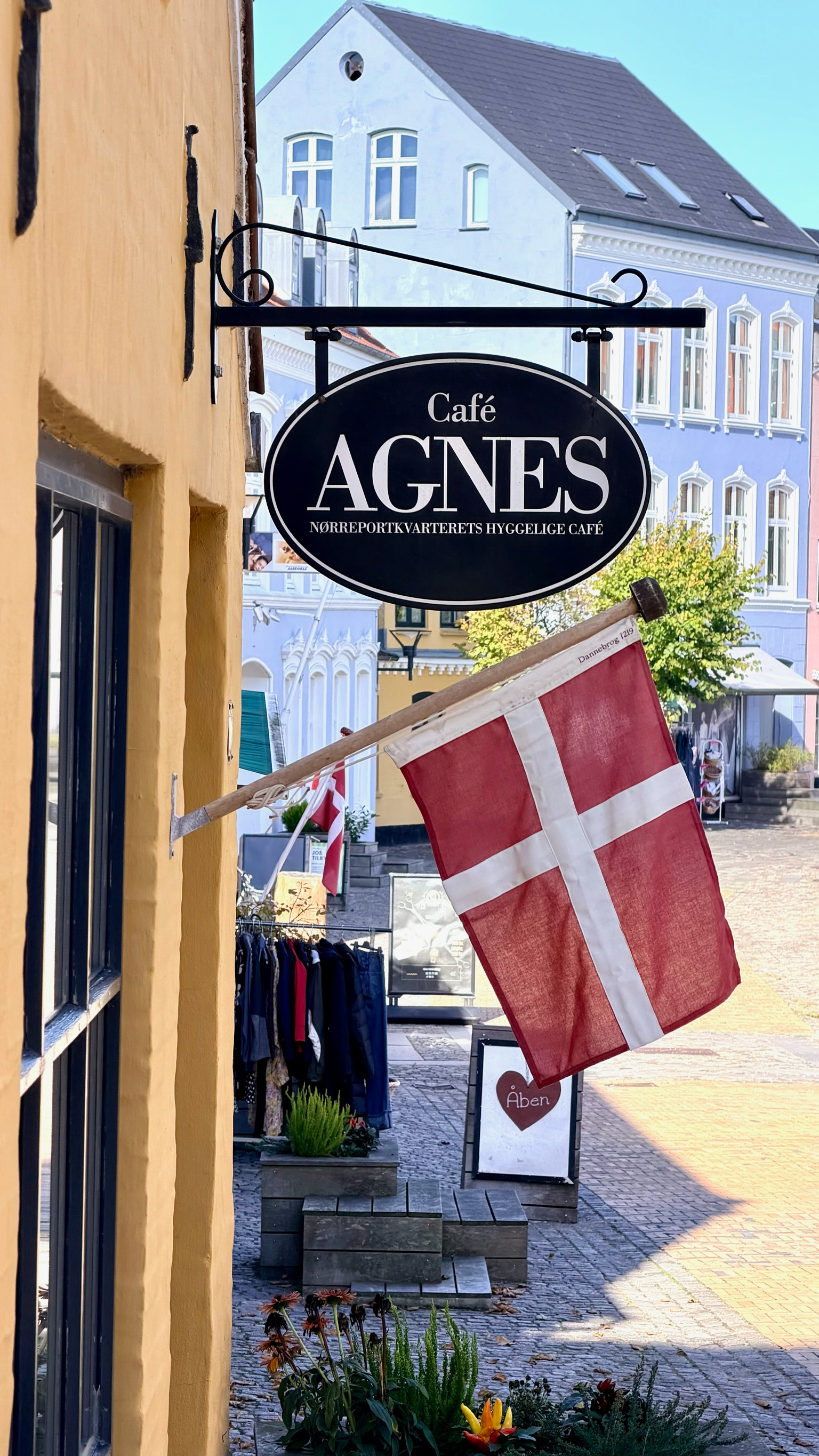 cafe agnes