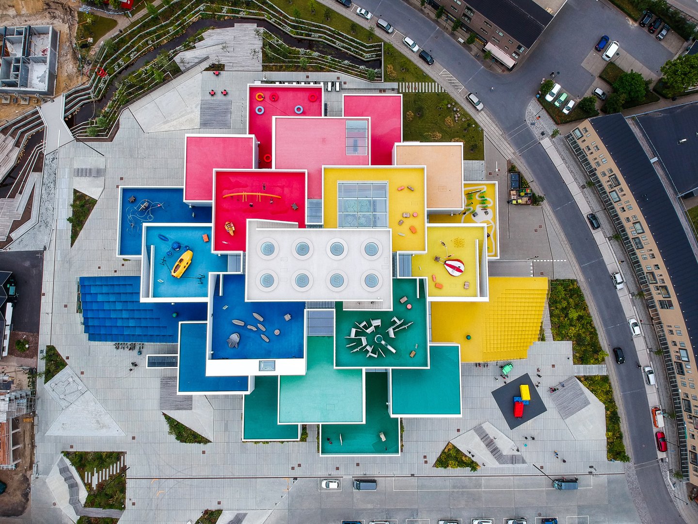 Learn all LEGO® and the LEGO House in Denmark
