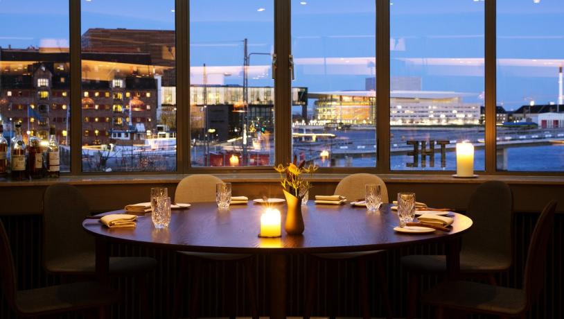 STUDIO is a Michelin restaurant with an exquisite view of the Copenhagen harbour 
