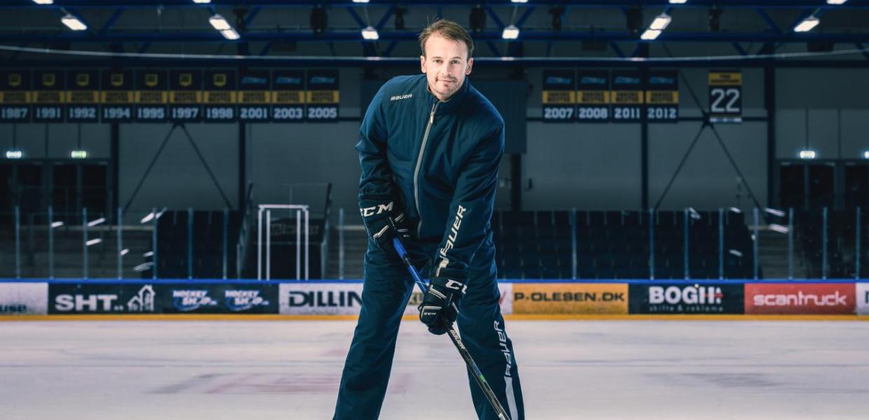 Simon Nielsen in the ice hockey rink at MCH in Herning, Denmark